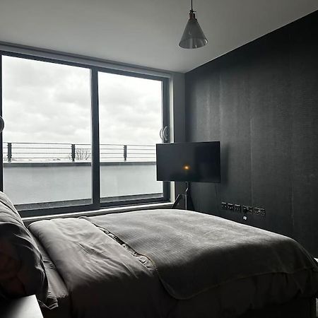 Luxury Penthouse Apartment Uxbridge Zewnętrze zdjęcie